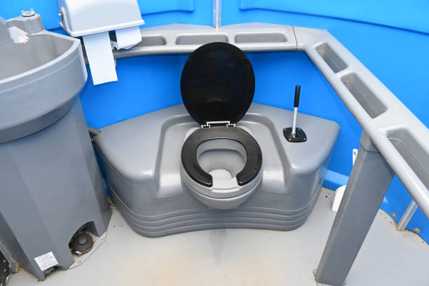 Best Porta potty rental near me  in Finley, WA