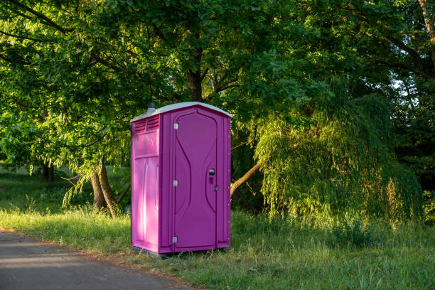 Best High-end porta potty rental  in Finley, WA